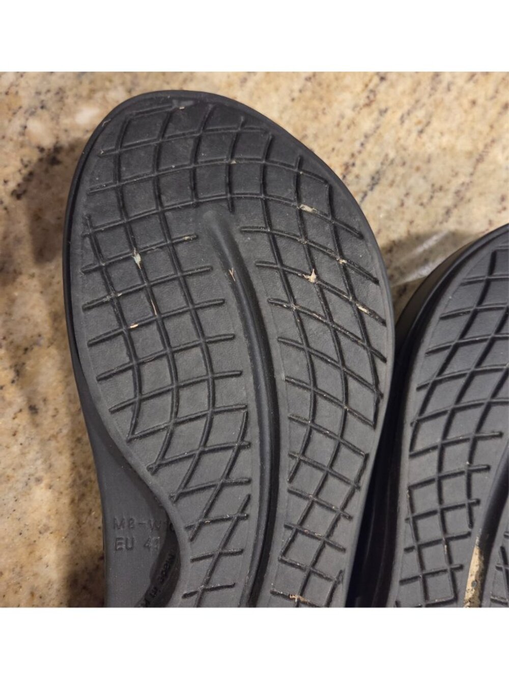 Oofos Original Unisex Recovery Thong Flip-Flop Black Men Size 8 Womens 10 EU 41 - Picture 10 of 14